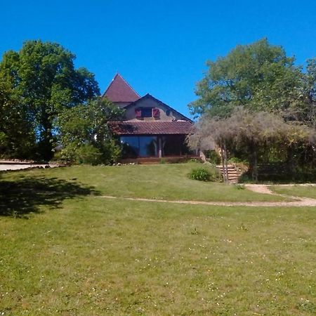 Les Coustilles Saint-Alvere Екстер'єр фото